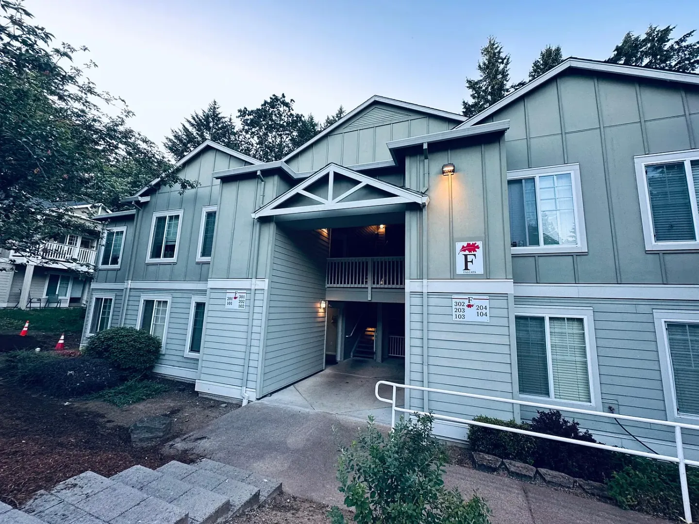 Corvallis Townhome: 6298 SW Grand Oaks