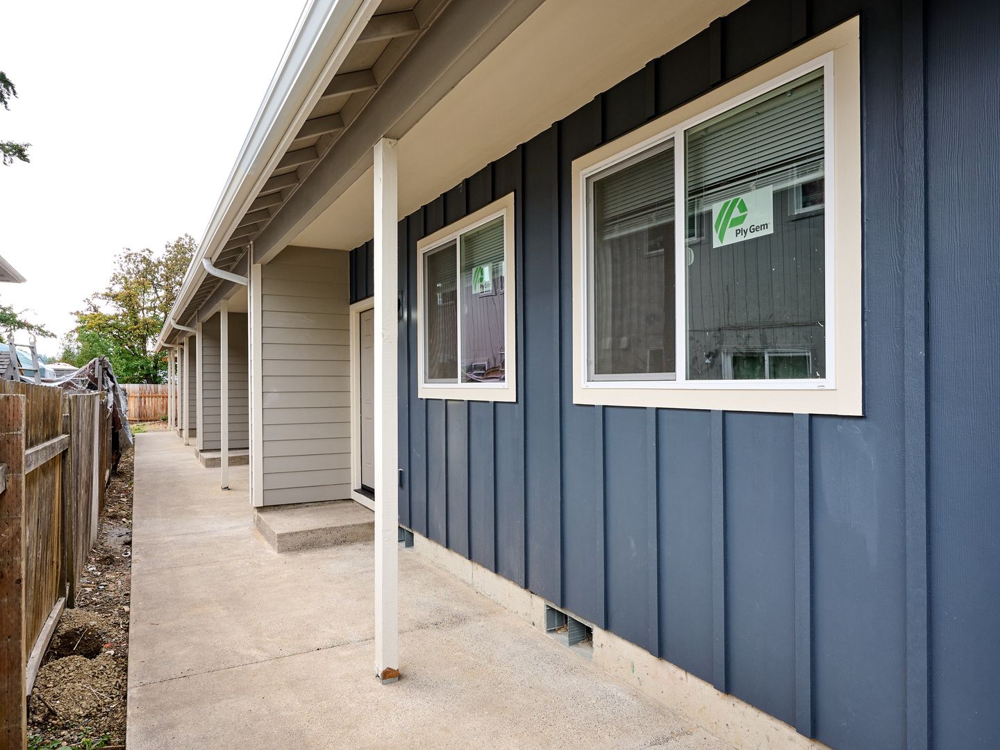 Albany House: 1808 17th Avenue SW
