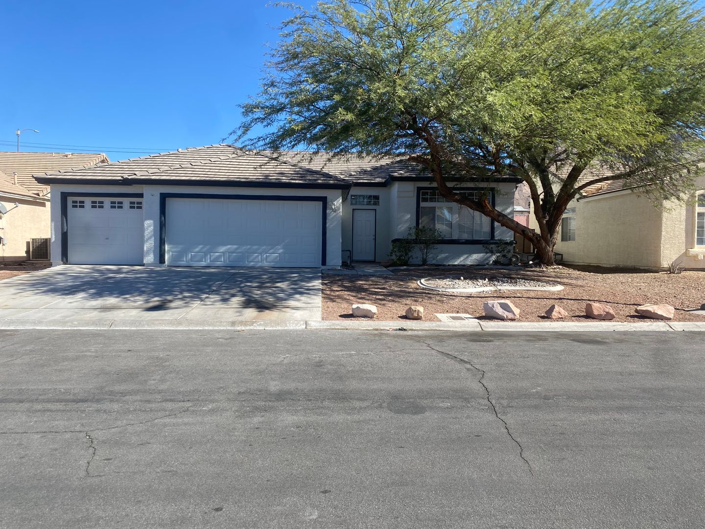 Las Vegas House: 2252 Bridle Wreath Ln