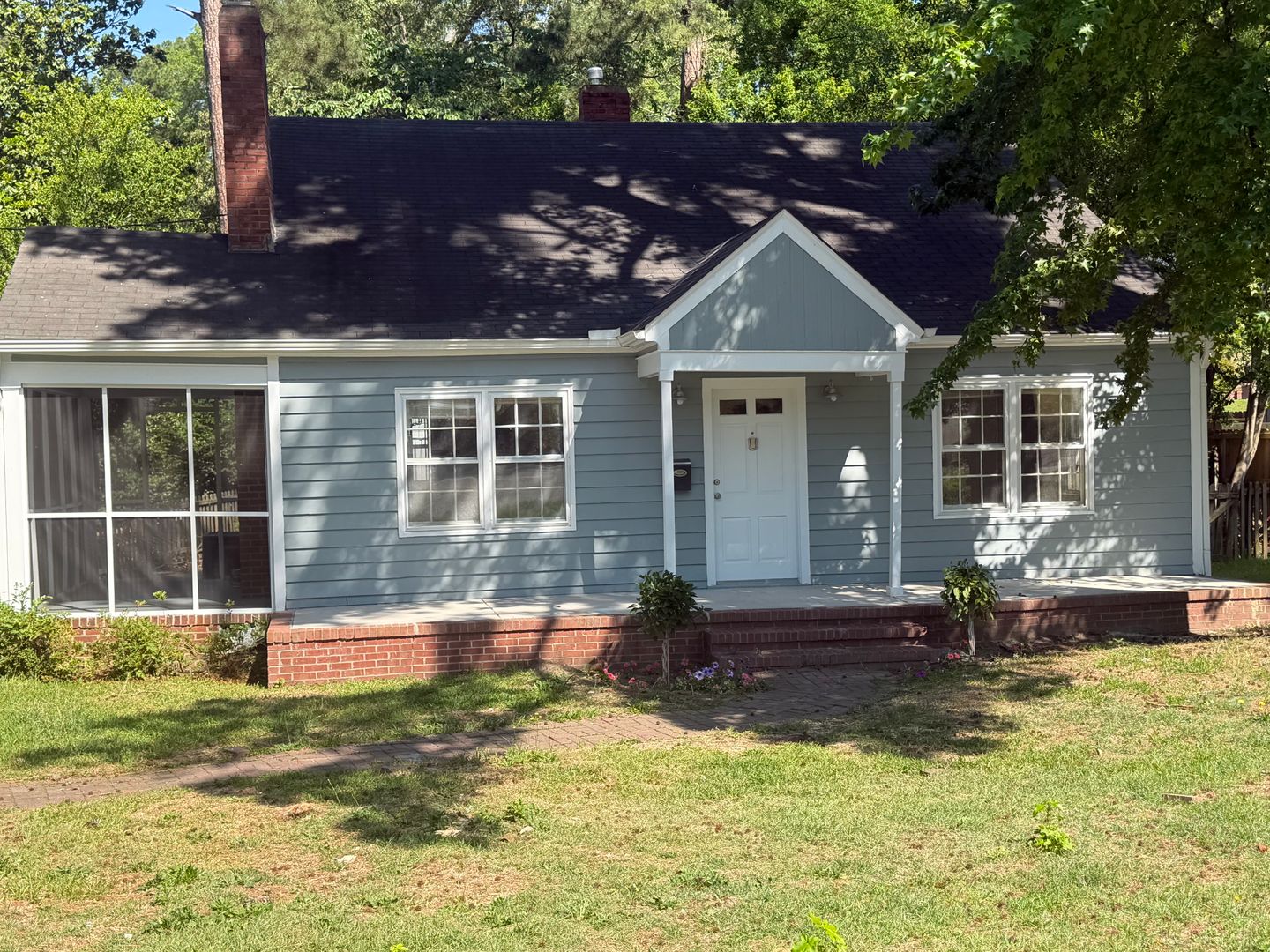 Fayetteville House: 322 Valley Road