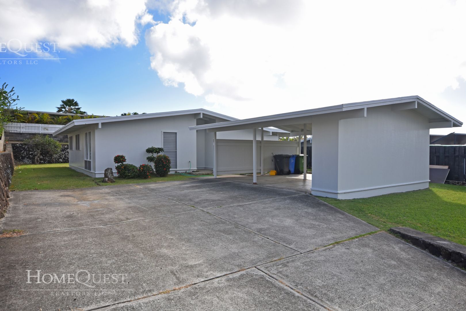 Honolulu House: 731 Kalalea Street