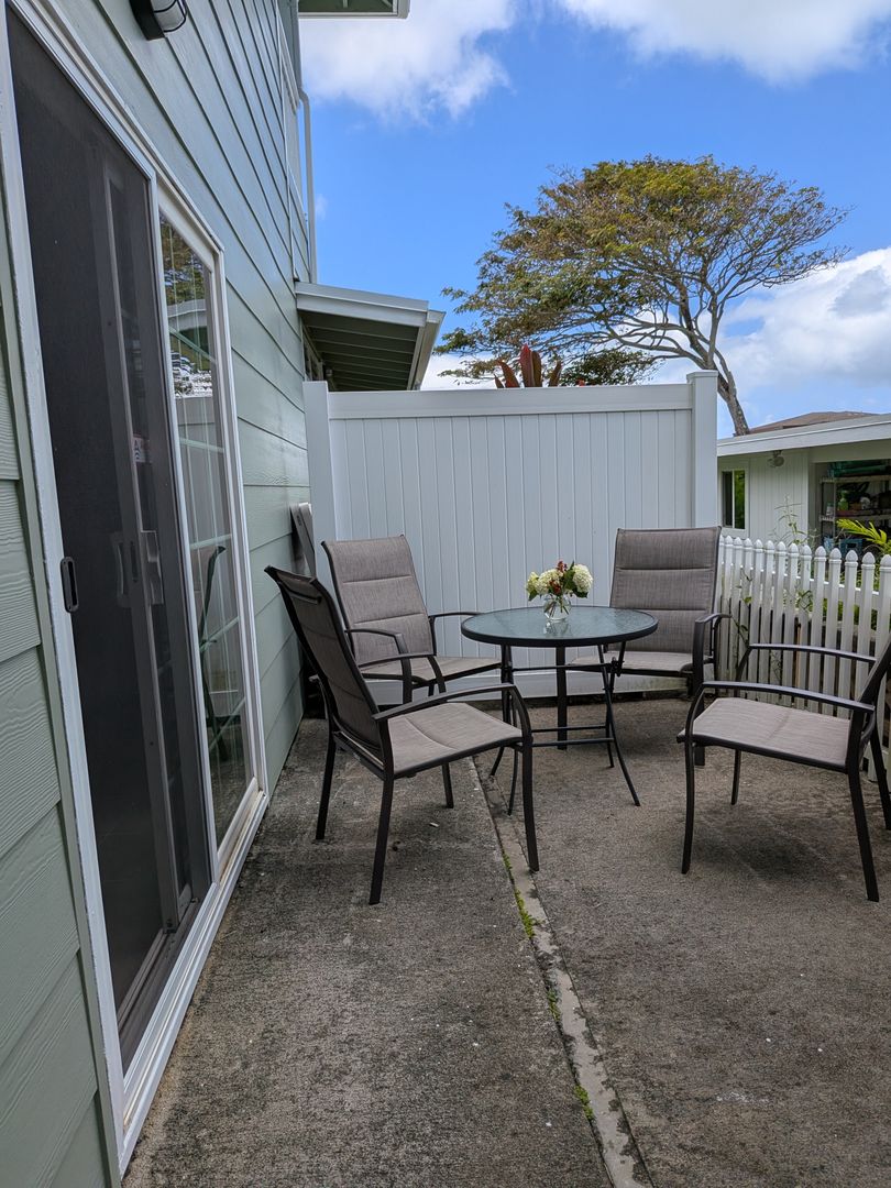 Kaneohe Apartment: 46-170 Ohala Street