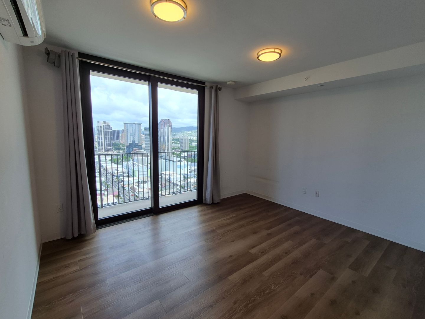 Honolulu House: 987 Queen Street #2907