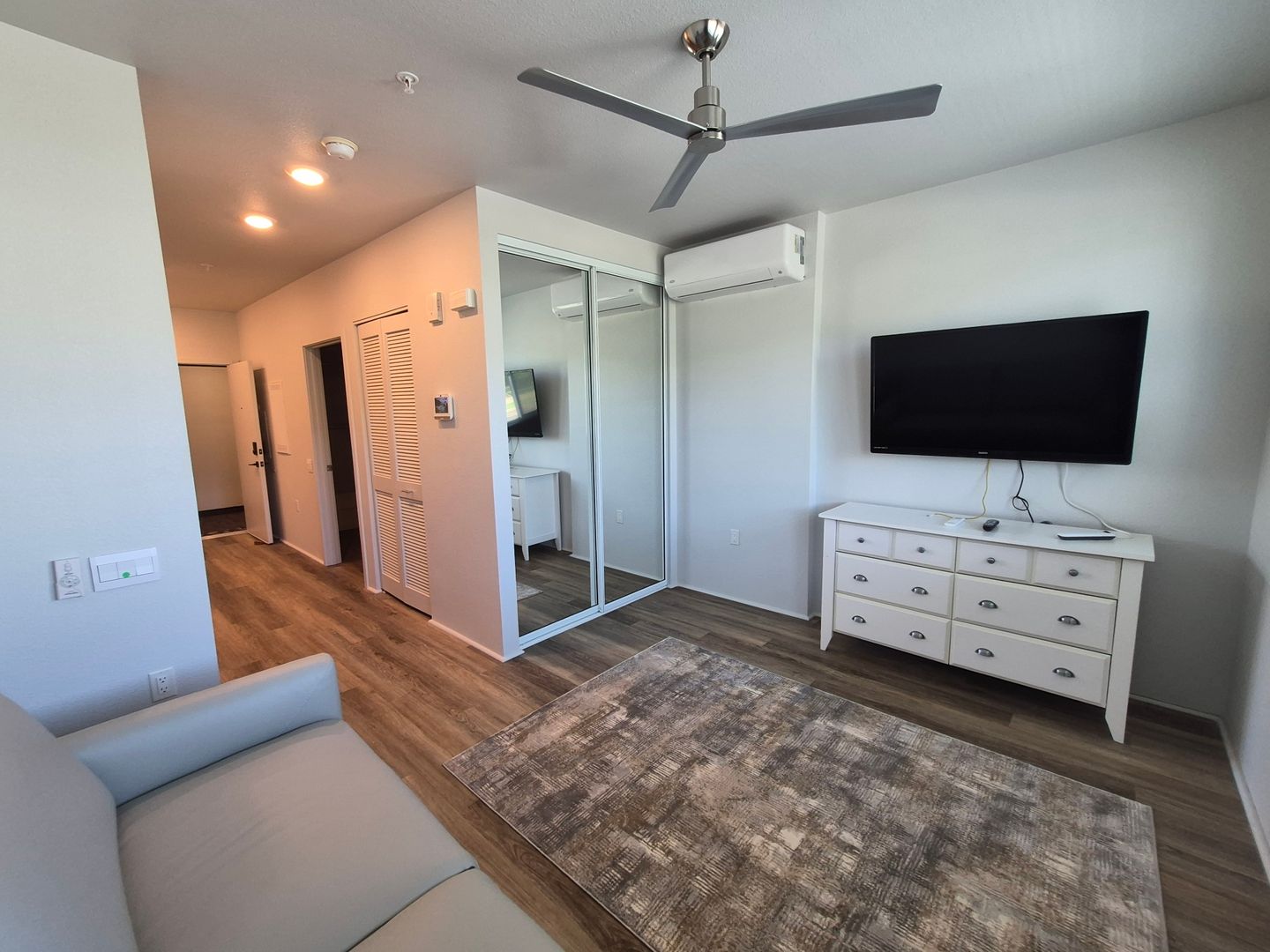 Ewa Beach Condo: 91-3575 Iwikuamoo Street #9102