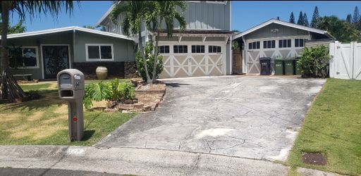Large home located on Mid-PacGolf Course – photo 1