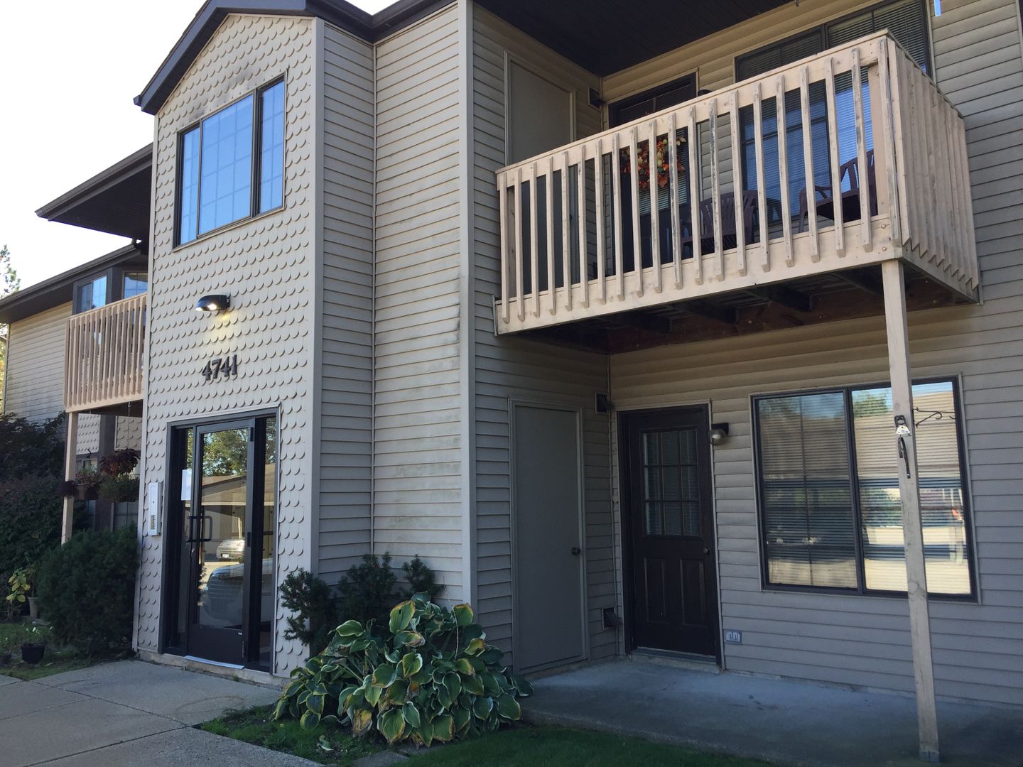 Kentwood Apartment: 4711-4761 Walma SE
