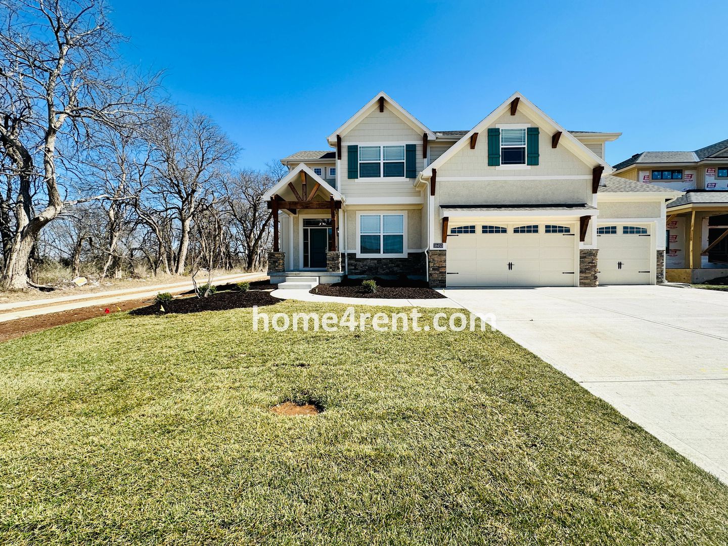 Overland Park House: 18453 Pawnee Ln