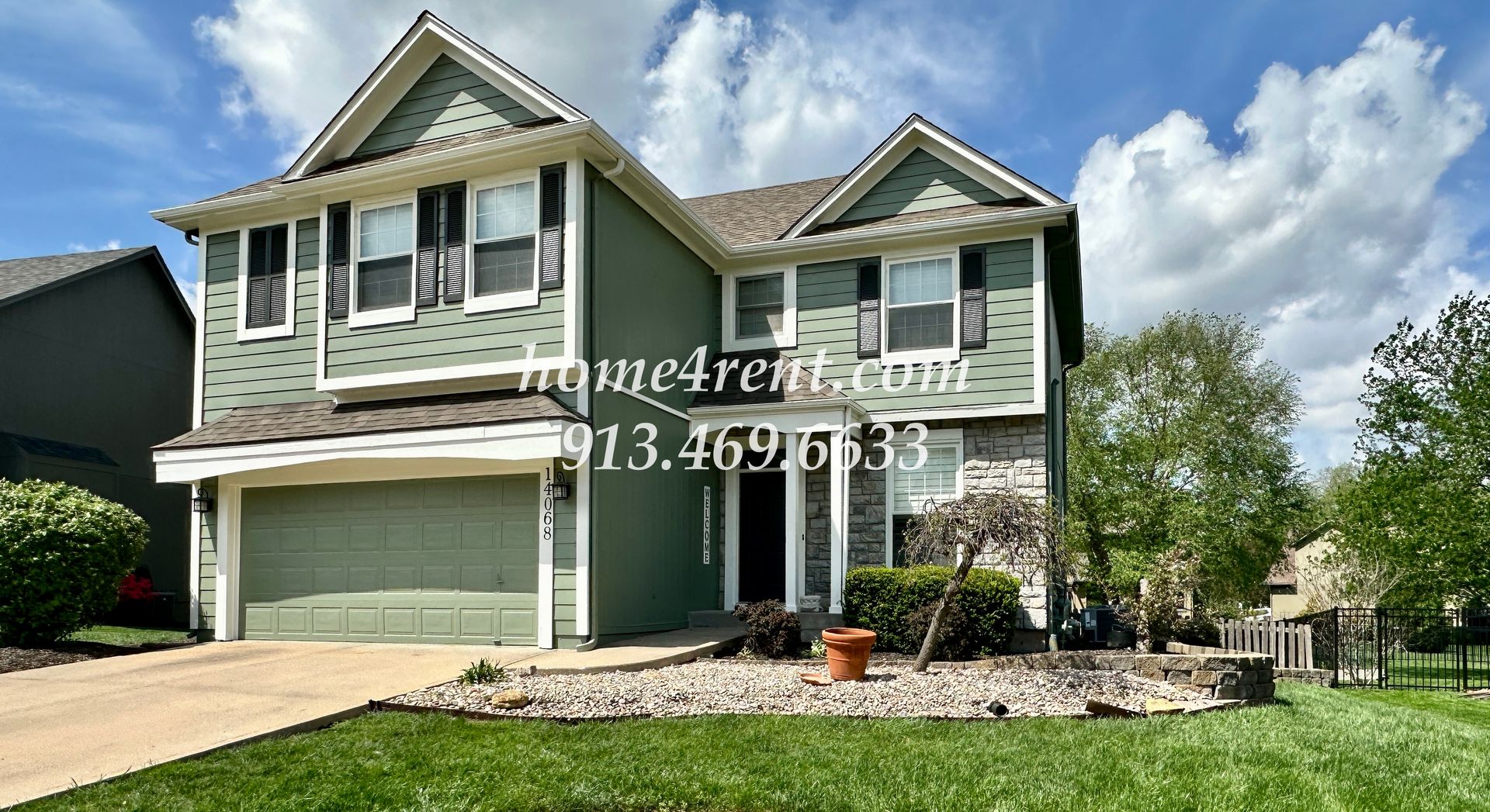 Olathe House: 14068 W 147th Place