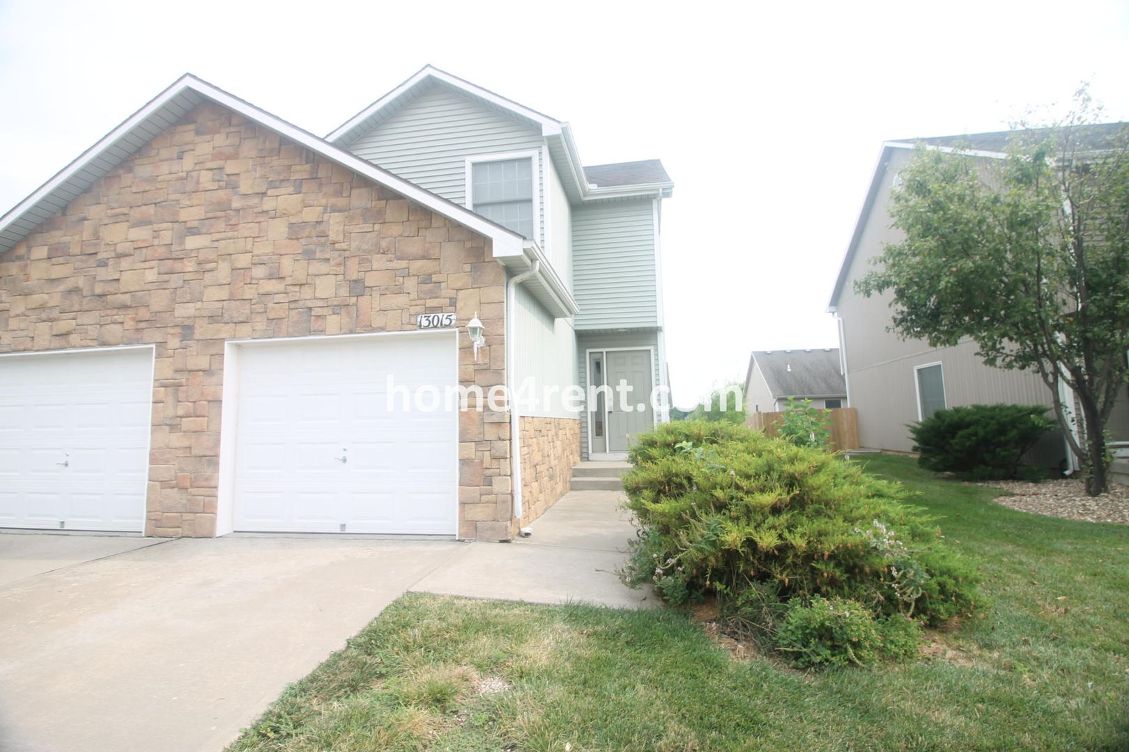 Kansas City Townhome: 13015 Everett Ct