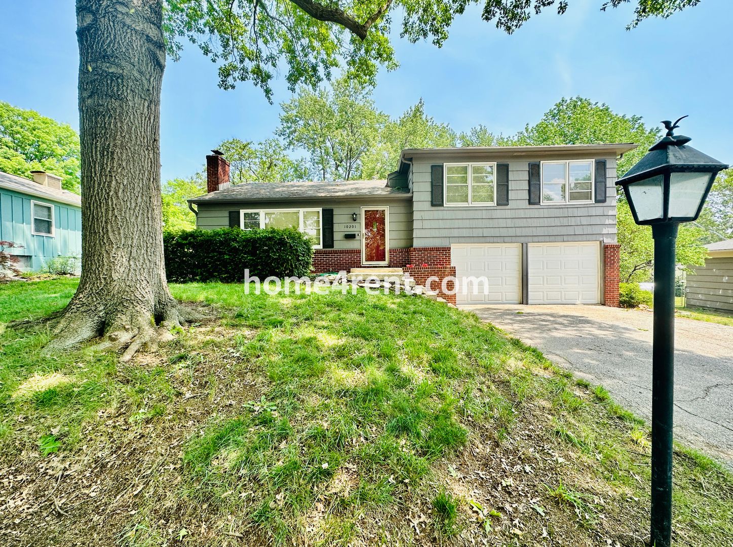Overland Park House: 10201 Reeds Rd