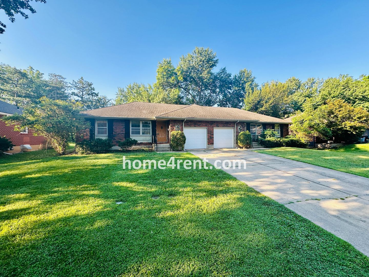 Independence House: 15013 E 46th St