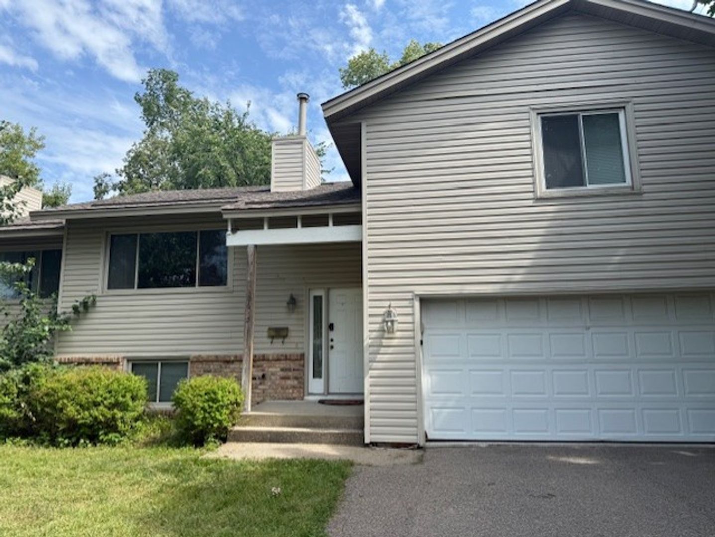 Bloomington Multiplex: 9803 Wentworth Ave S