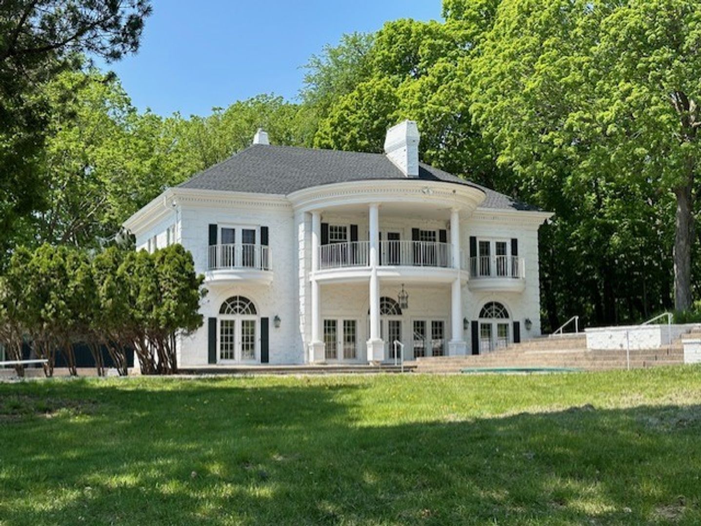 Orono House: 1055 Tanager Hill