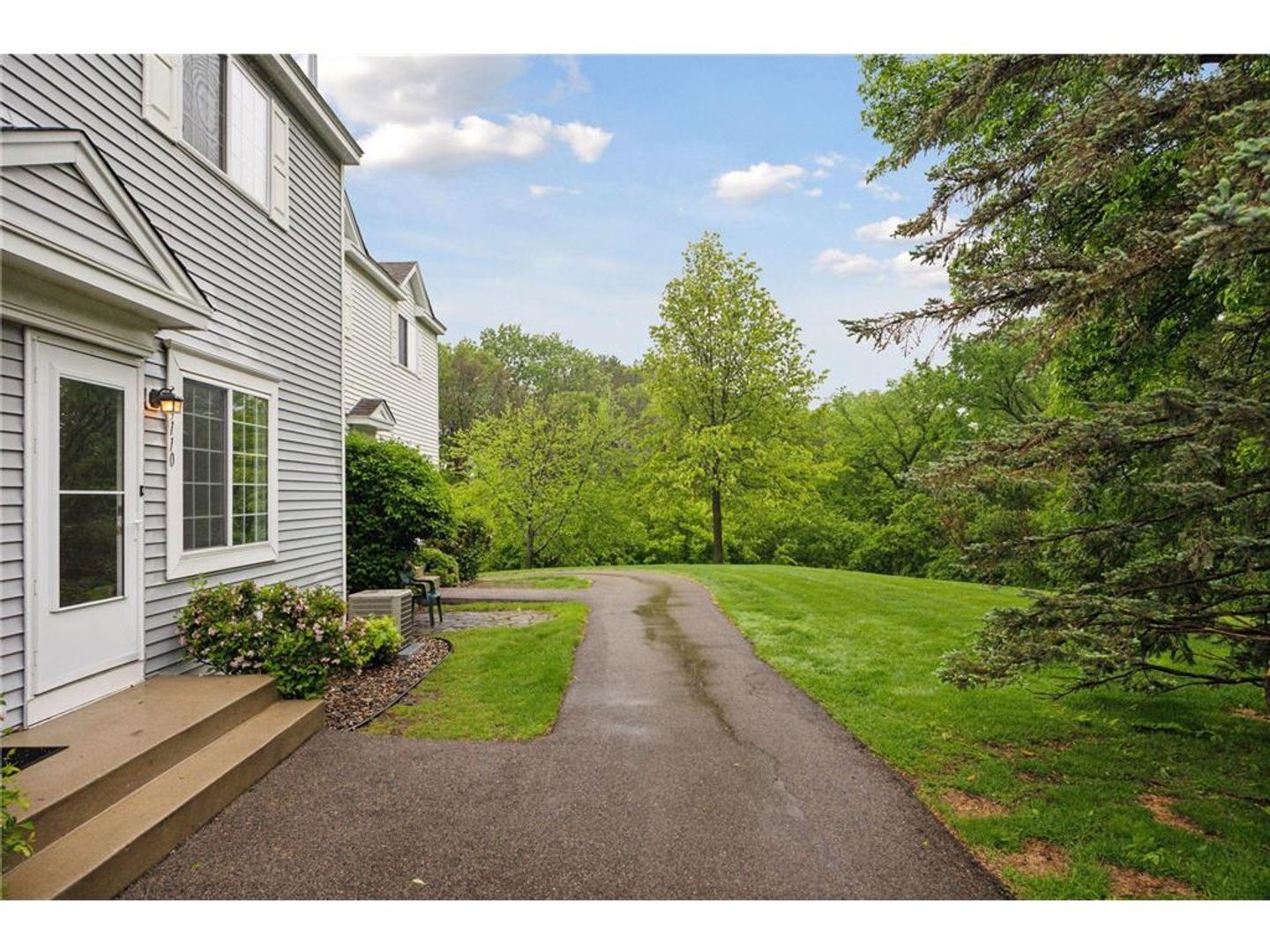 Eden Prairie Townhome: 9110 Terra Verde Trail