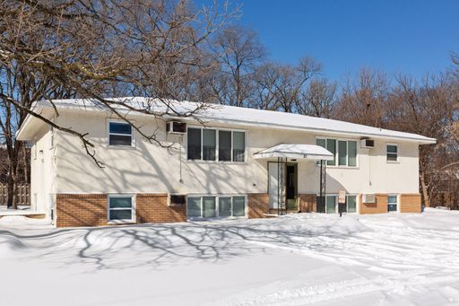 2+ Bedroom with Bonus Office and Hardwood Floors!