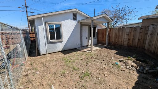 Updated 1 Bedroom Bath Home