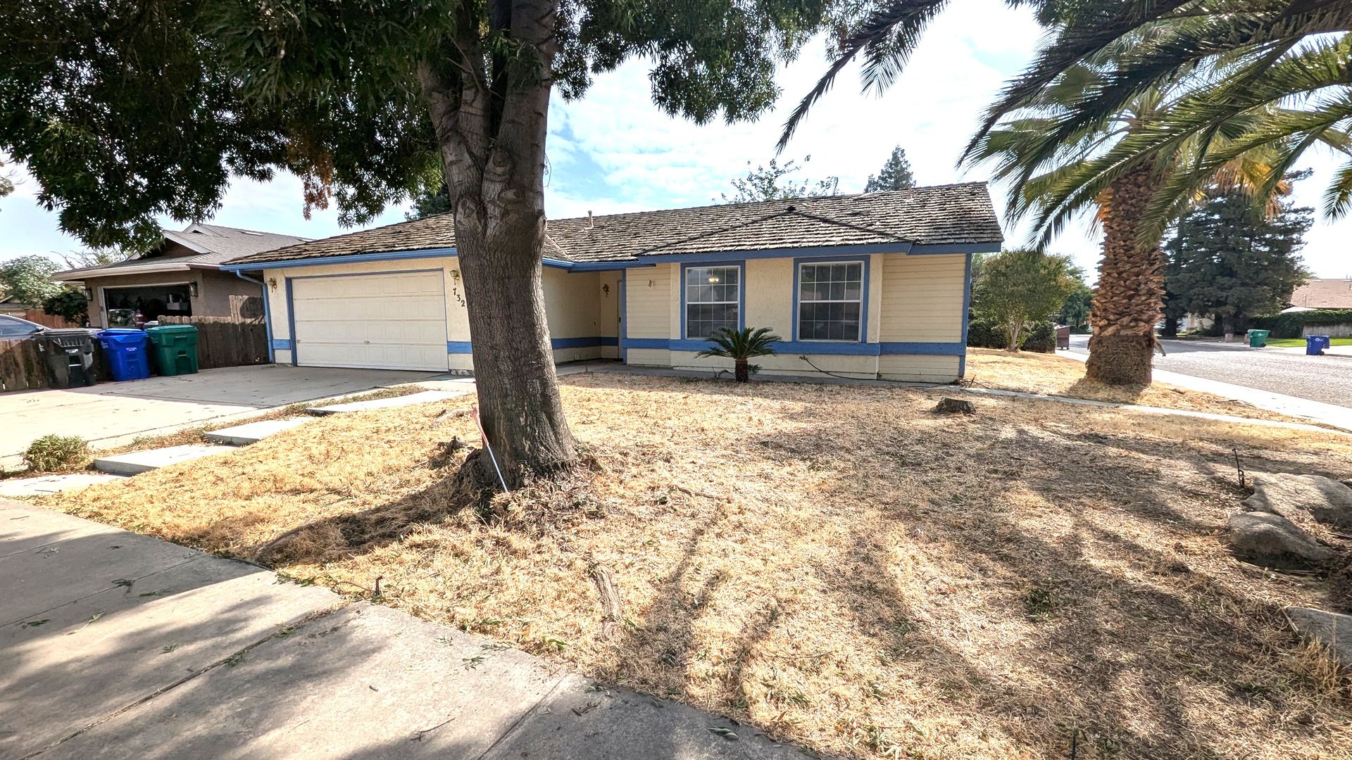 Porterville House: 732 N. Walch Way