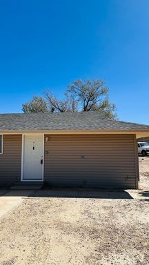 2 Bed 1 Bath Rental at 105 A Skyline Drive, Rock Springs, WY – photo 1