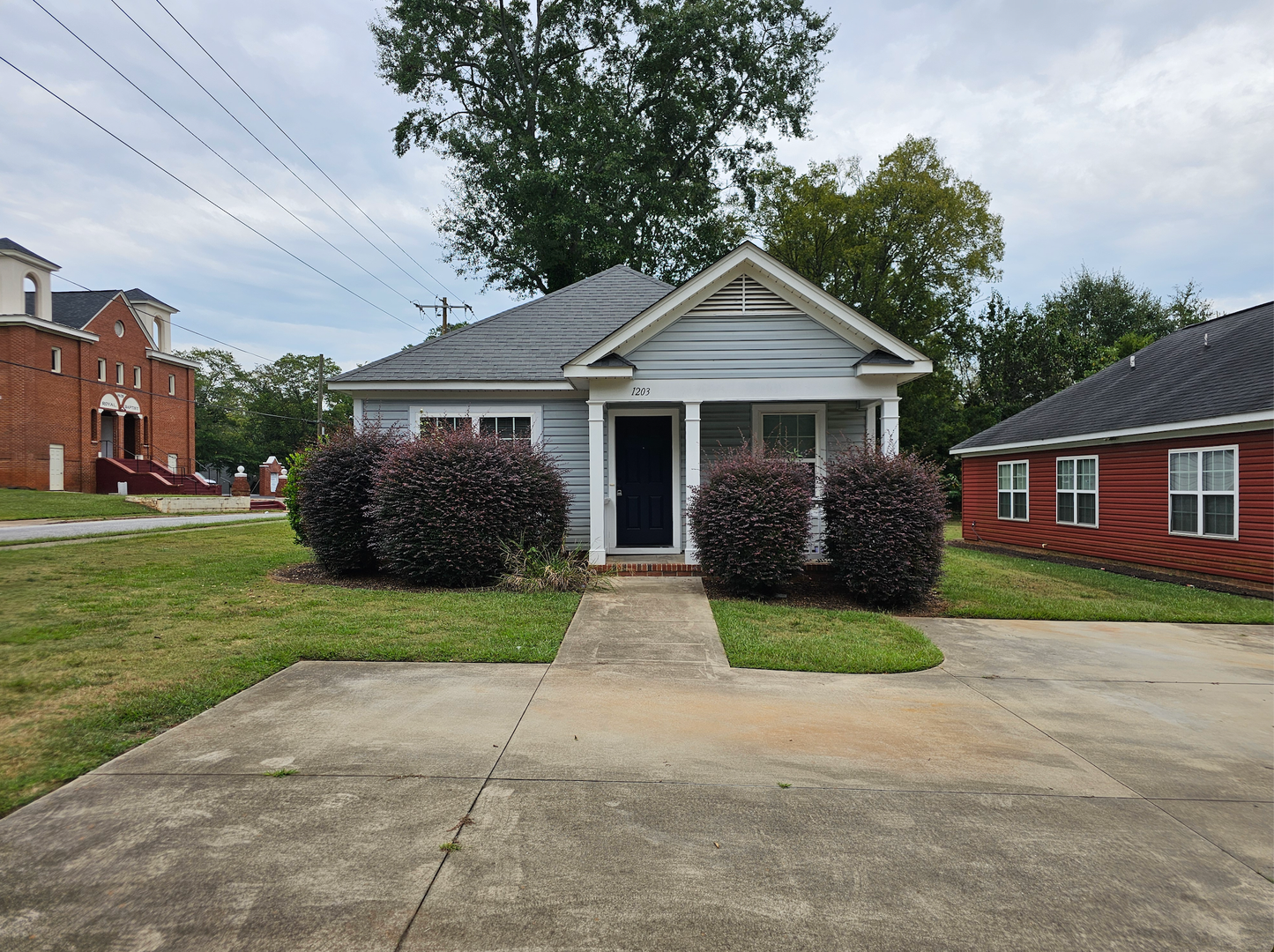 Beautiful Three Bedroom, Two Bathroom Single Family Home in Anderson, SC