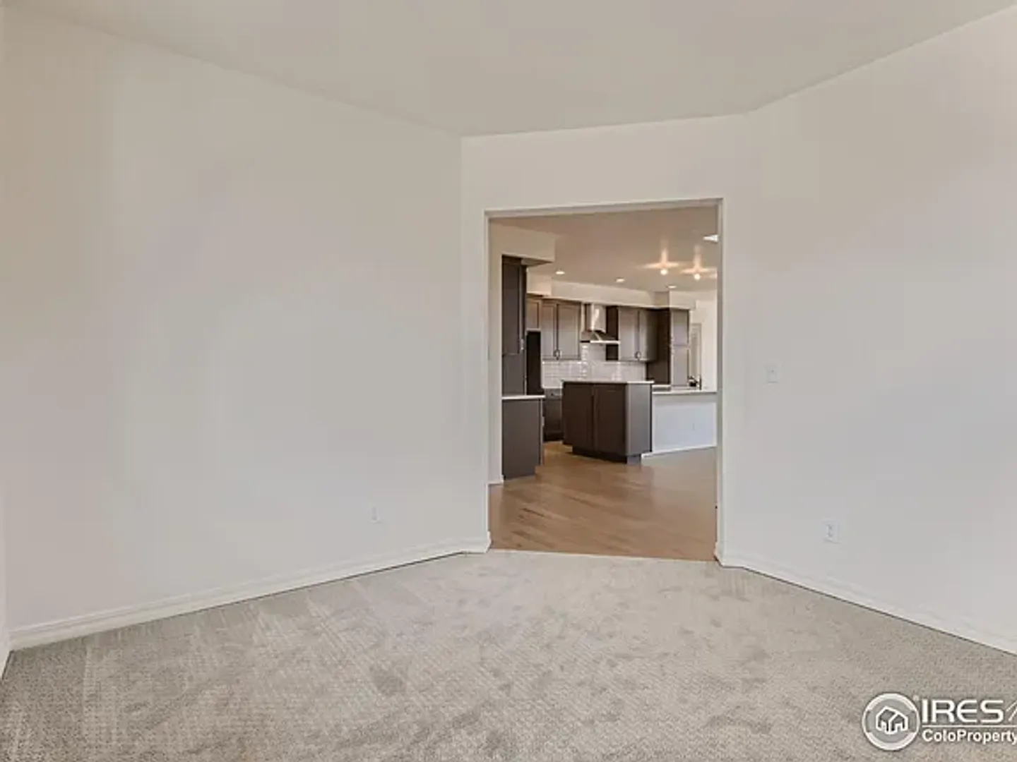 Sressia-LLC-6440-Rolling-Creek-Dr 10 of 12