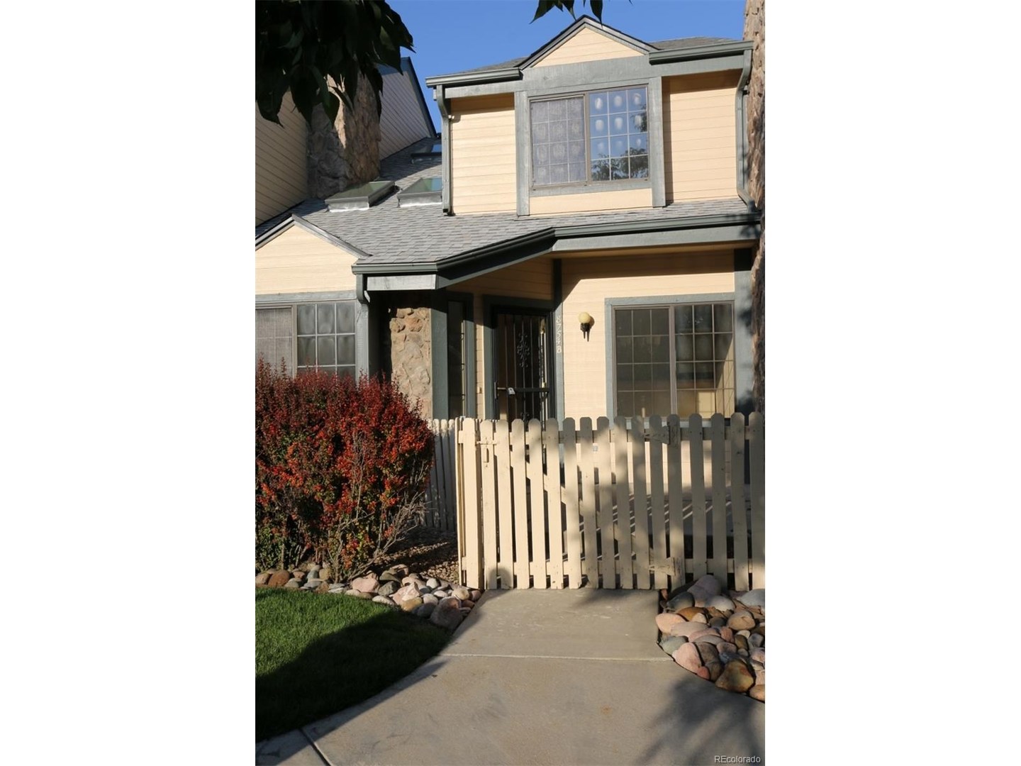 Arvada House: 8754 Allison Dr #B