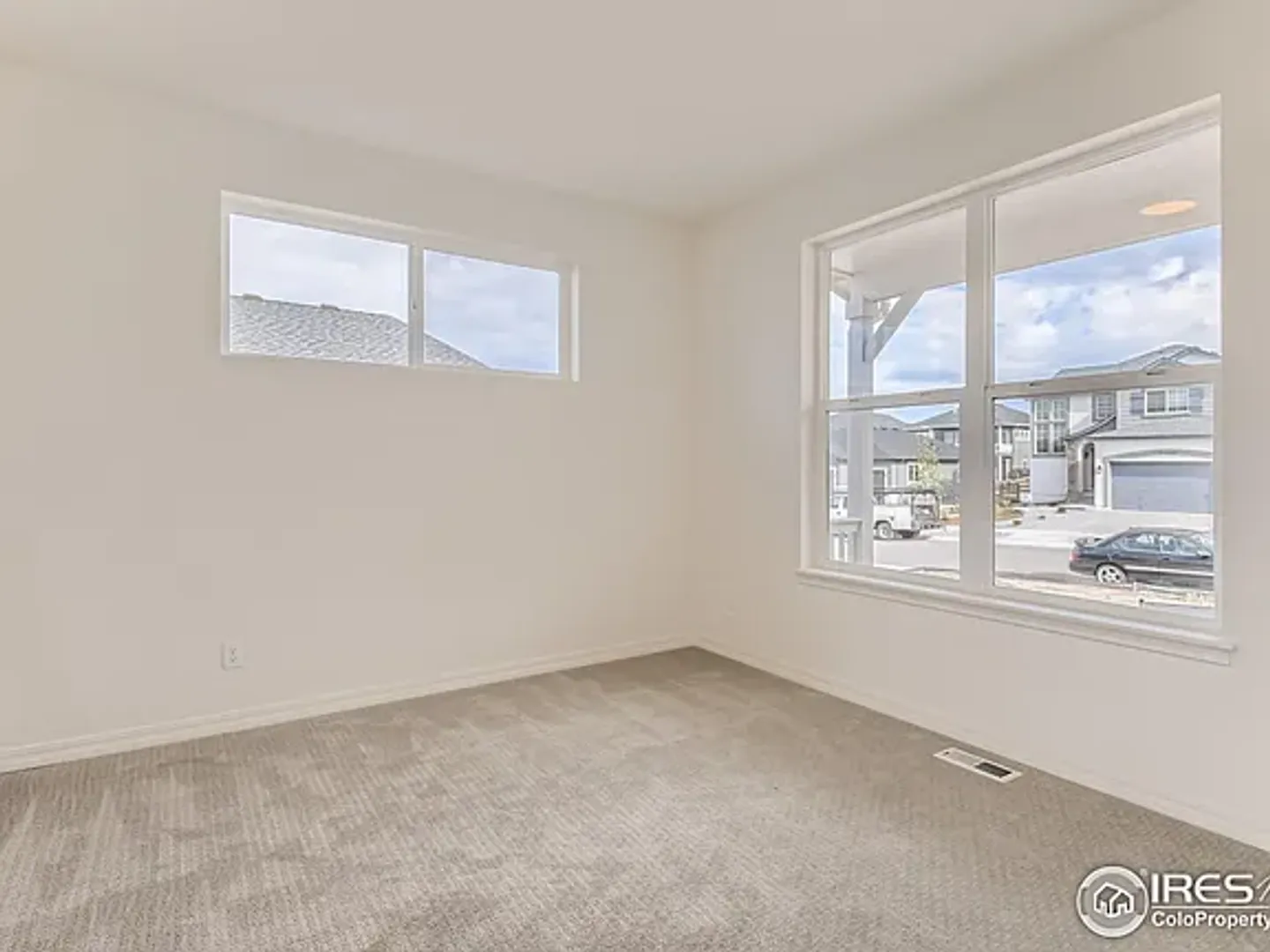 Sressia-LLC-6440-Rolling-Creek-Dr 9 of 12
