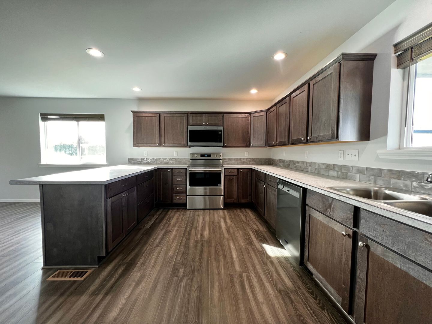 Union Gap House: 2005 Ledwich Avenue