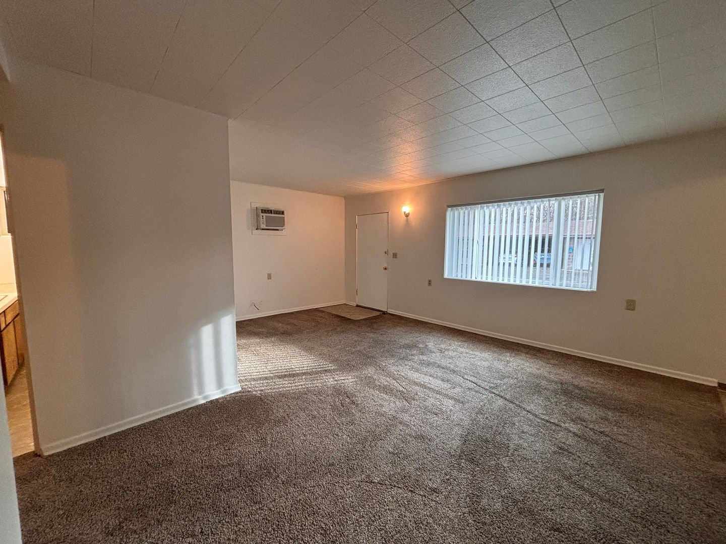 Yakima Apartment: 1316 S. 16th Avenue