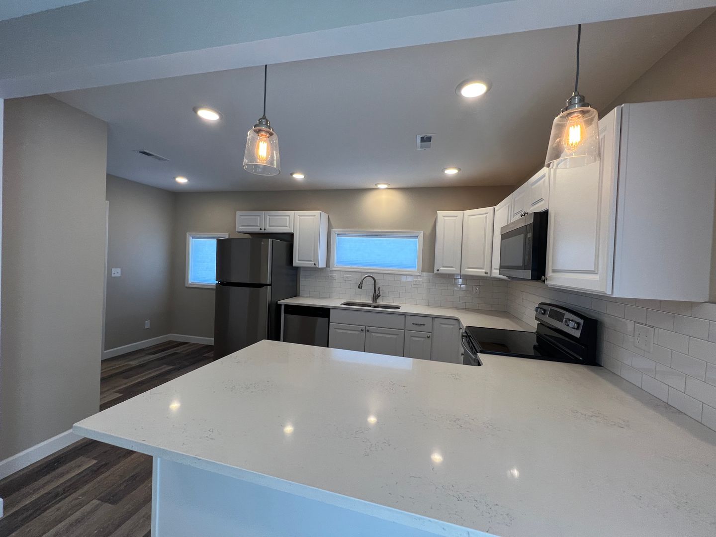 Selah House: 109 E Fremont Ave