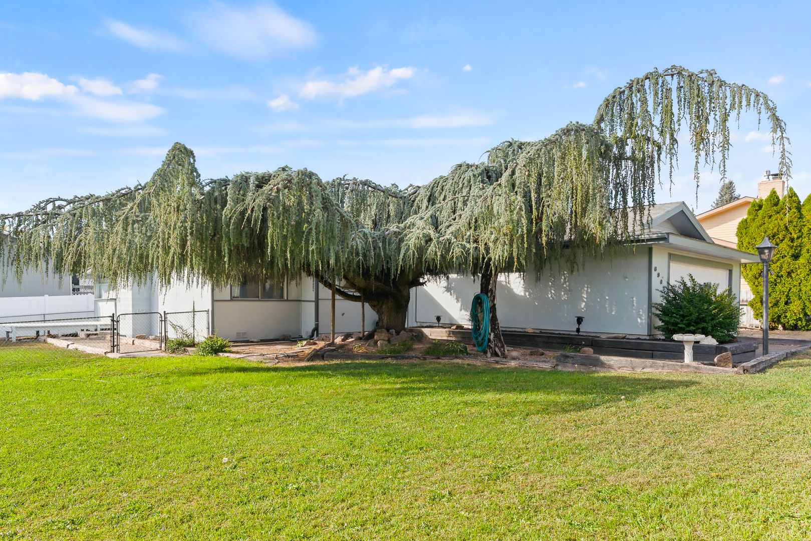 Yakima House: M6902 Alpine Way