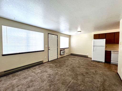 Non-Refundable & Security Deposit Total: $900.00 – photo 1