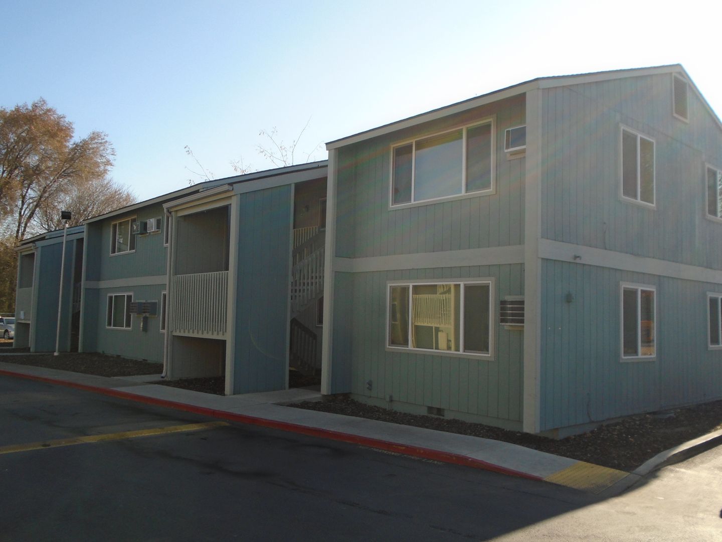 Yakima Apartment: 201 N. 10th St. #13