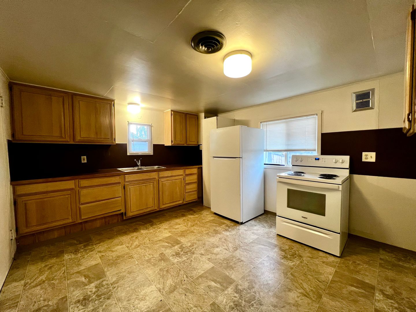 Yakima Apartment: 706 S. 4th Ave