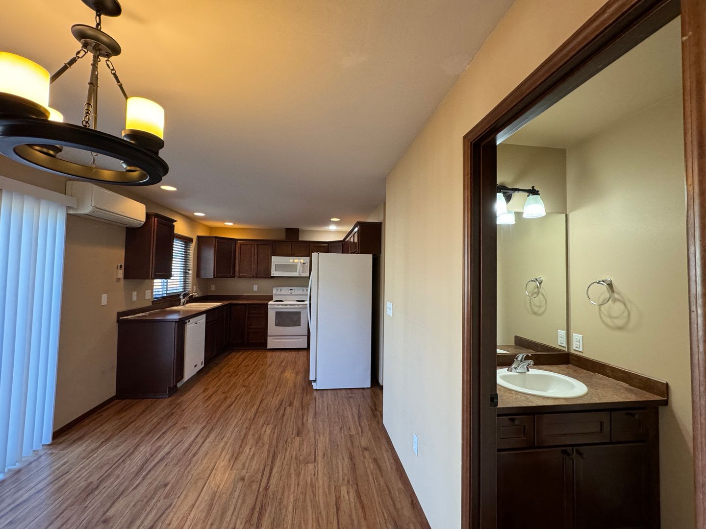 Ellensburg Apartment: 508 E Helena Avenue