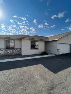 Non-Refundable & Security Deposit Total: $1595.00 – photo 1