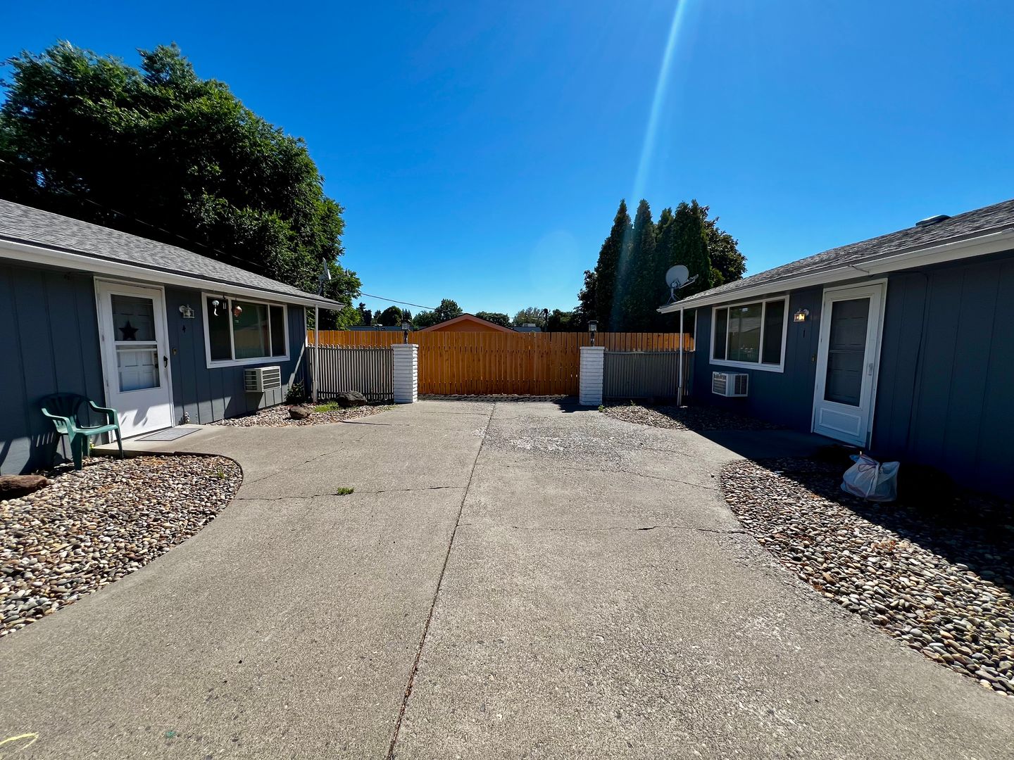 Yakima Apartment: 4005 Bell Ave