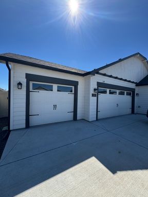 Non-Refundable & Security Deposit Total: $2650.00 – photo 1