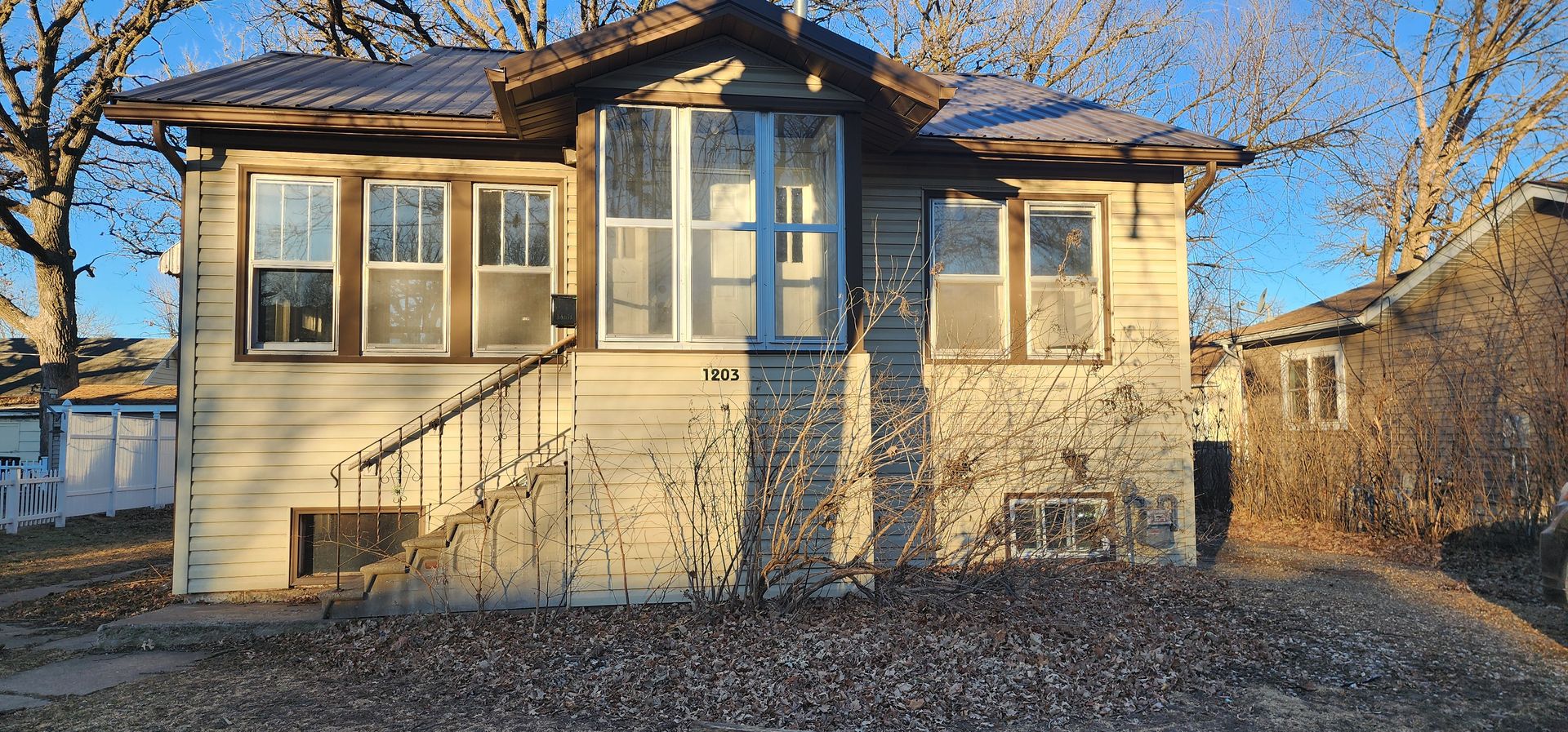 Austin House: 1203 11th St NW
