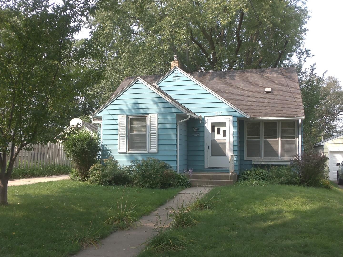 Rochester House: 311 16th Ave SW