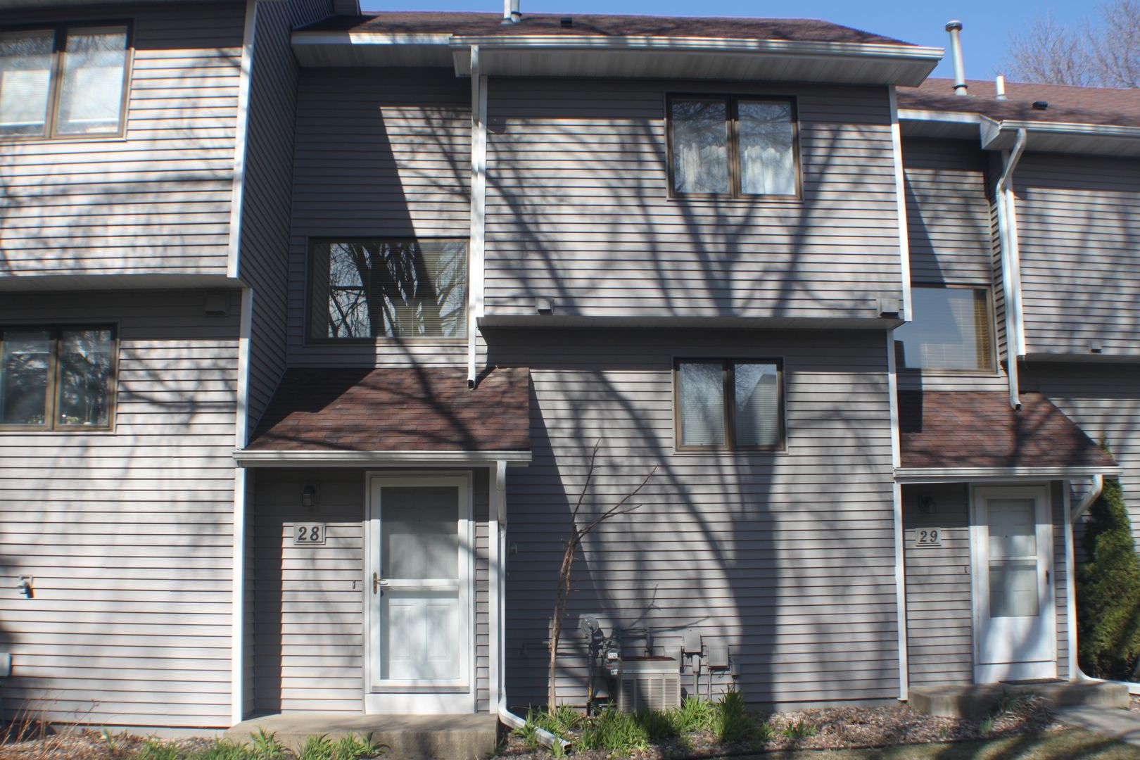 Rochester Townhome: 28 Elton Ridge Ct NW