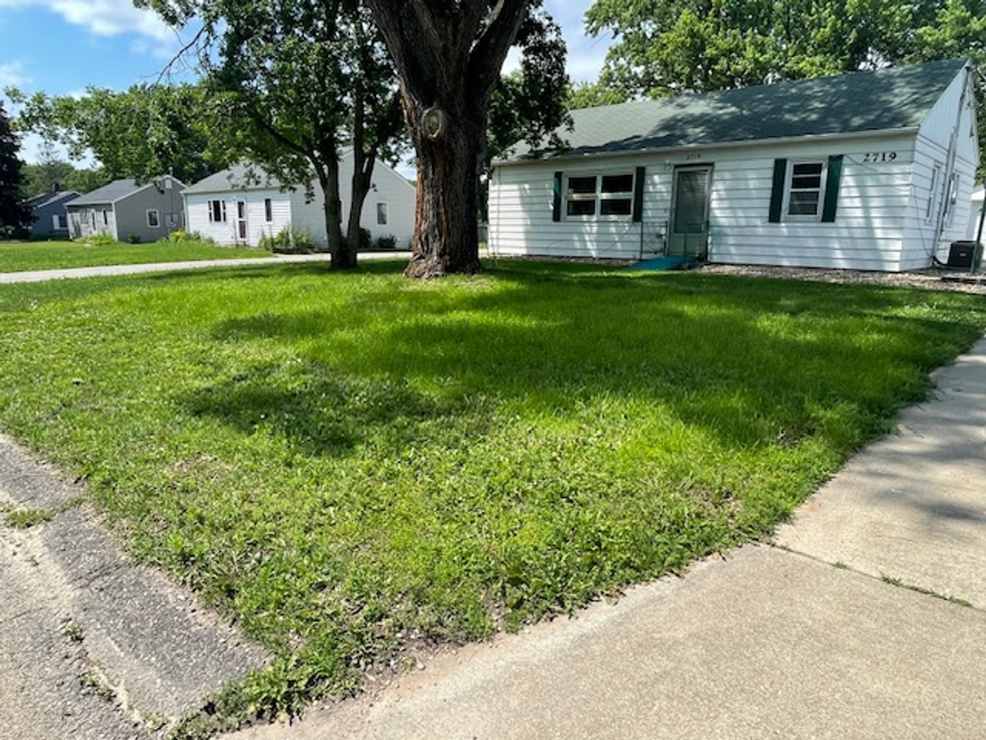 Rochester House: 2719 Markay St SE