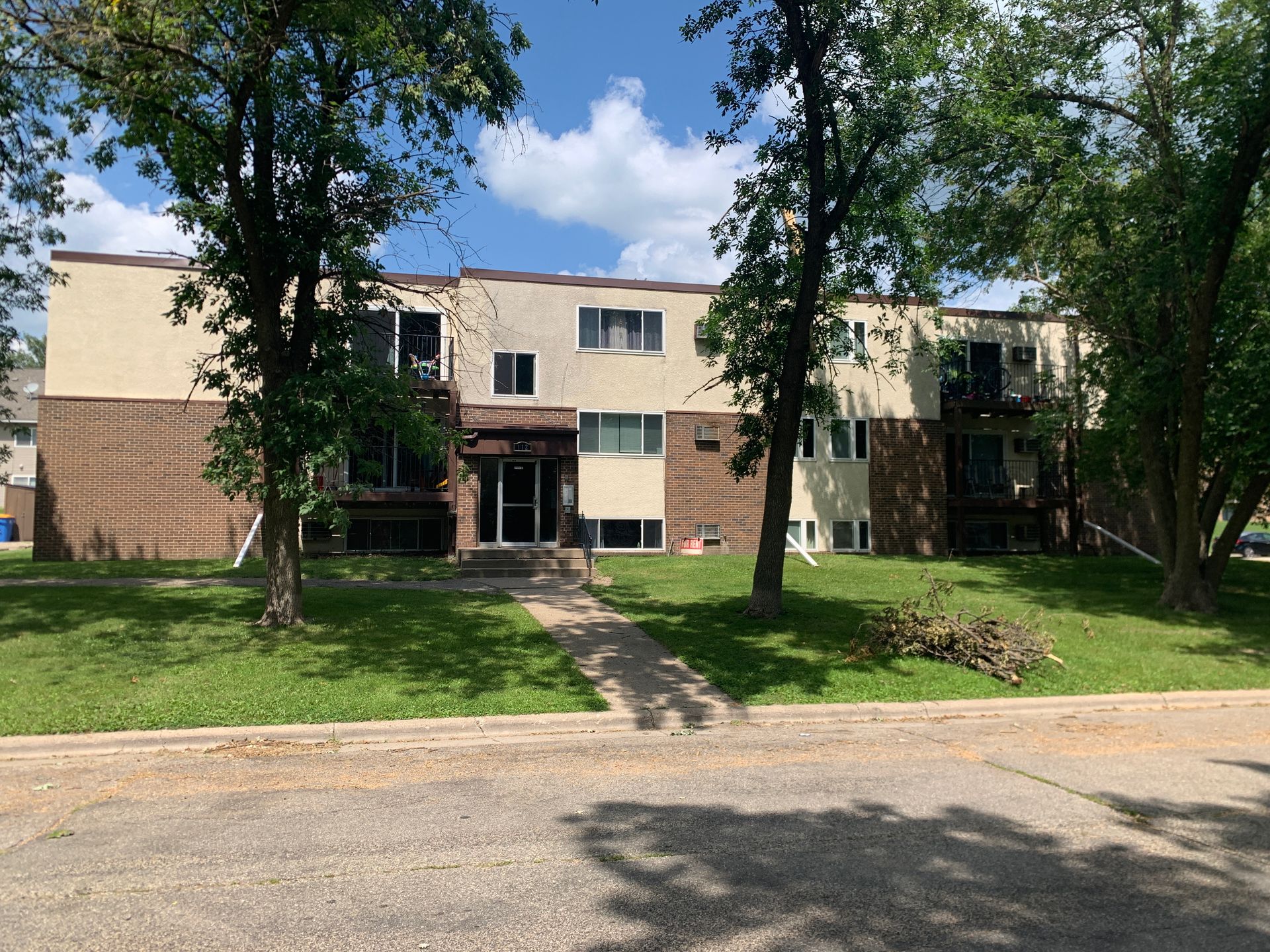 Owatonna Apartment: 112 21st St NW - Apt #2