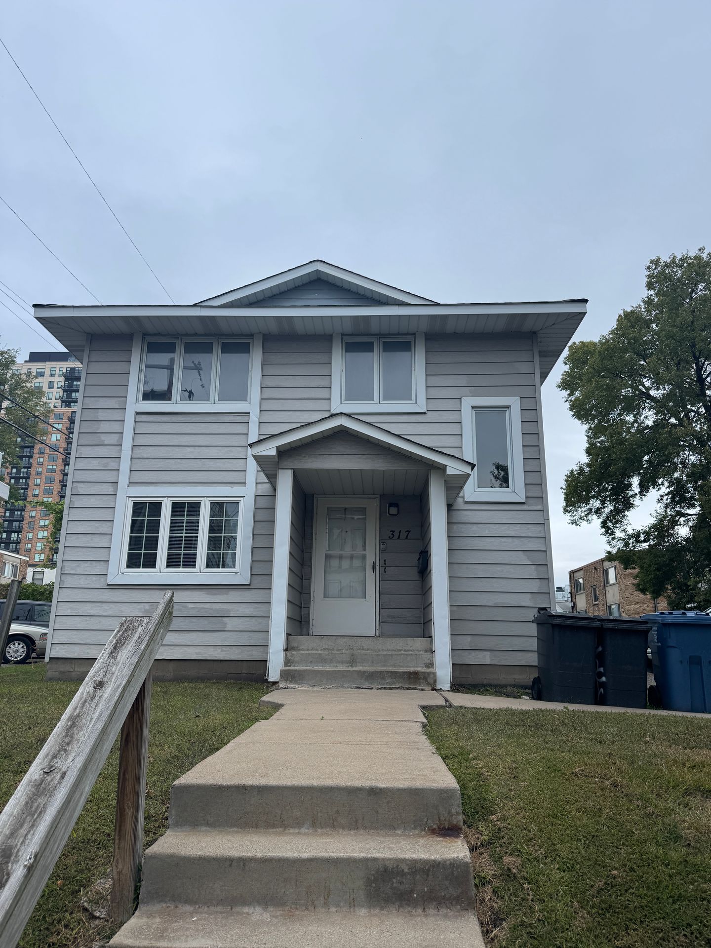 Minneapolis Apartment: 313 4th Avenue SE - Unit #2