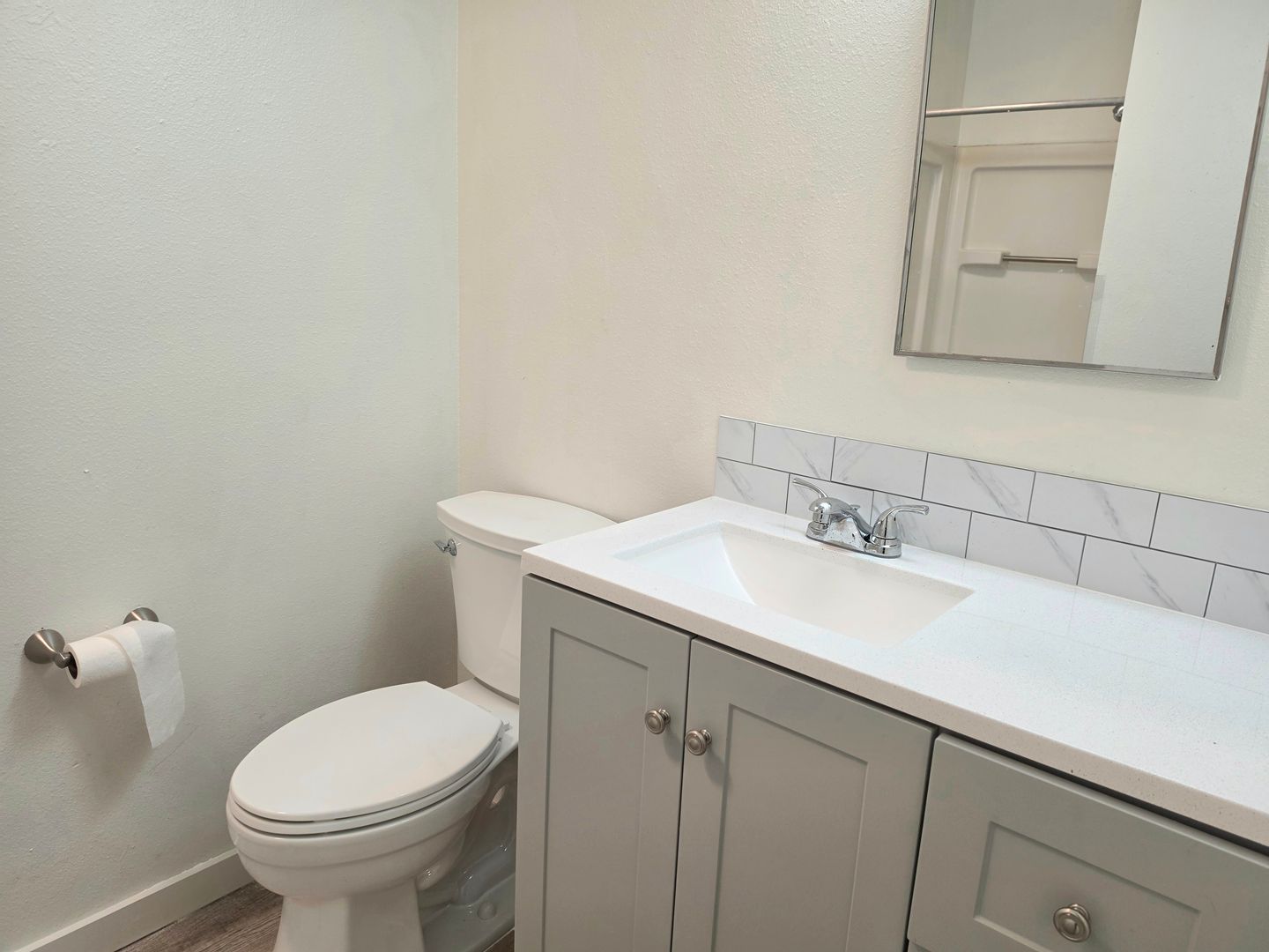 Texico Apartment: 412 Ave F