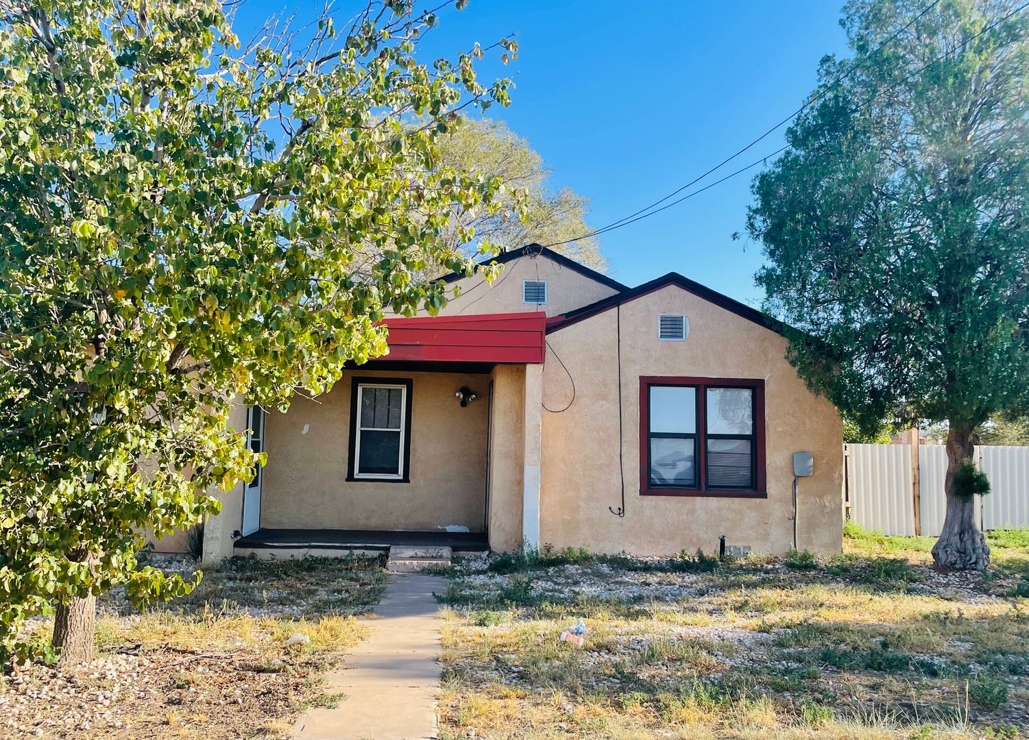 Portales Multiplex: 510 W 15th St