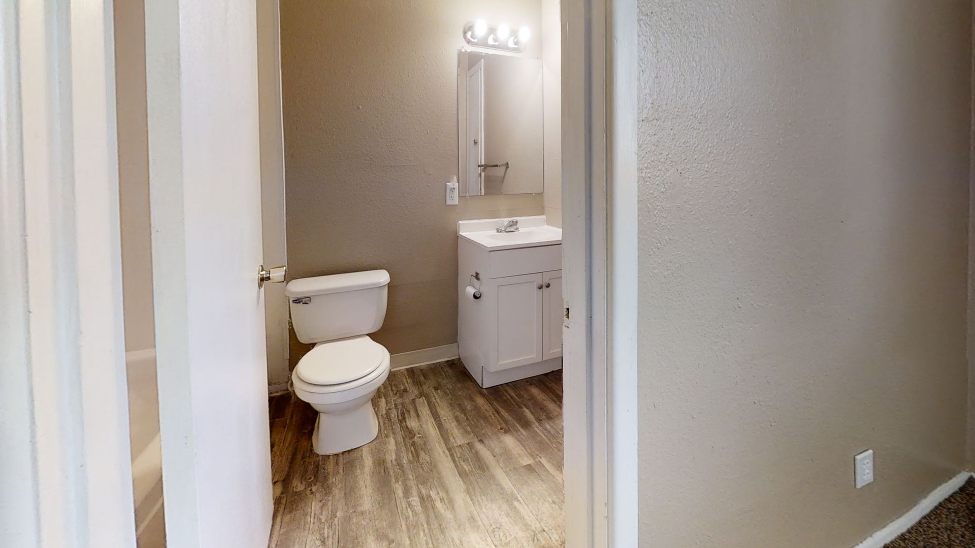 Portales Apartment: 1508 Arizona Dr