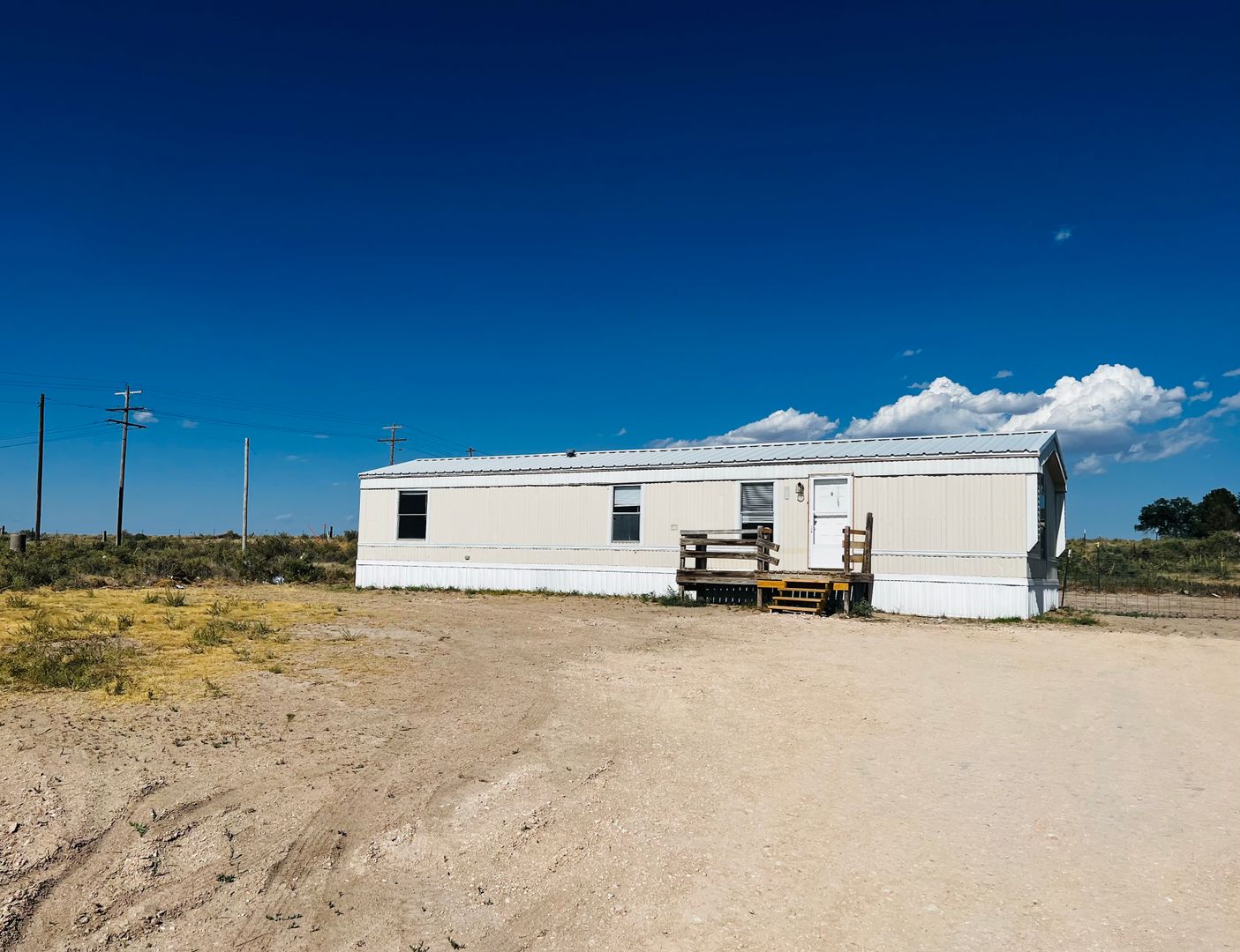 Portales House: 503 S RR V