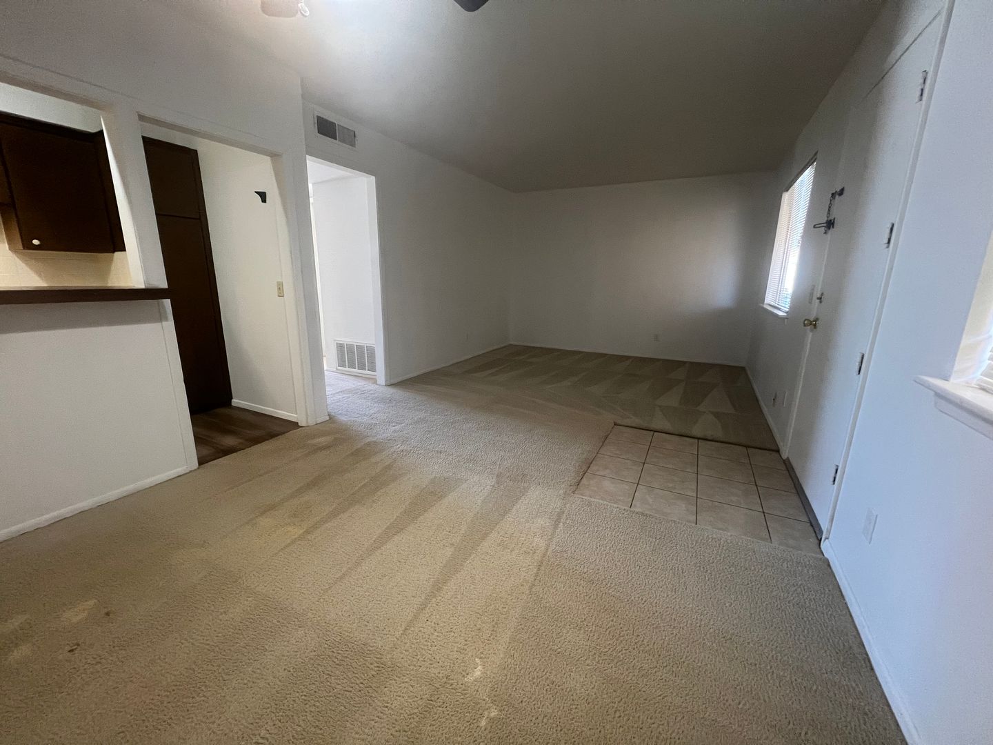 Clovis Apartment: 2100 Mitchell