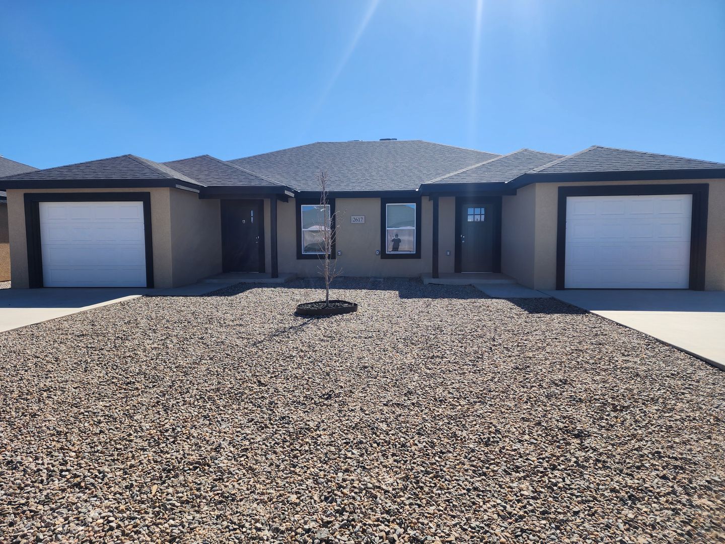 Clovis Apartment: 2617 Aldrich Rd