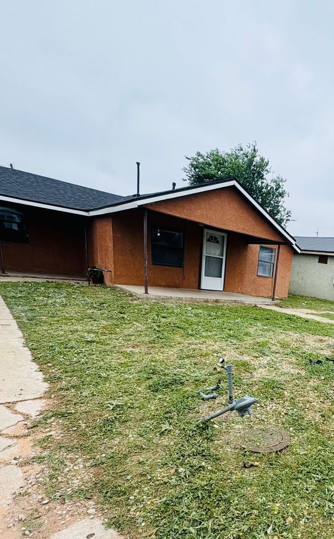Portales Multiplex: 905 N Avenue K